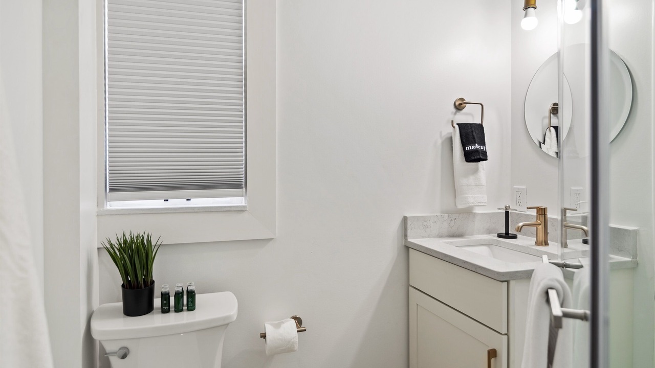 Photo of Bathroom in Hillsboro Village