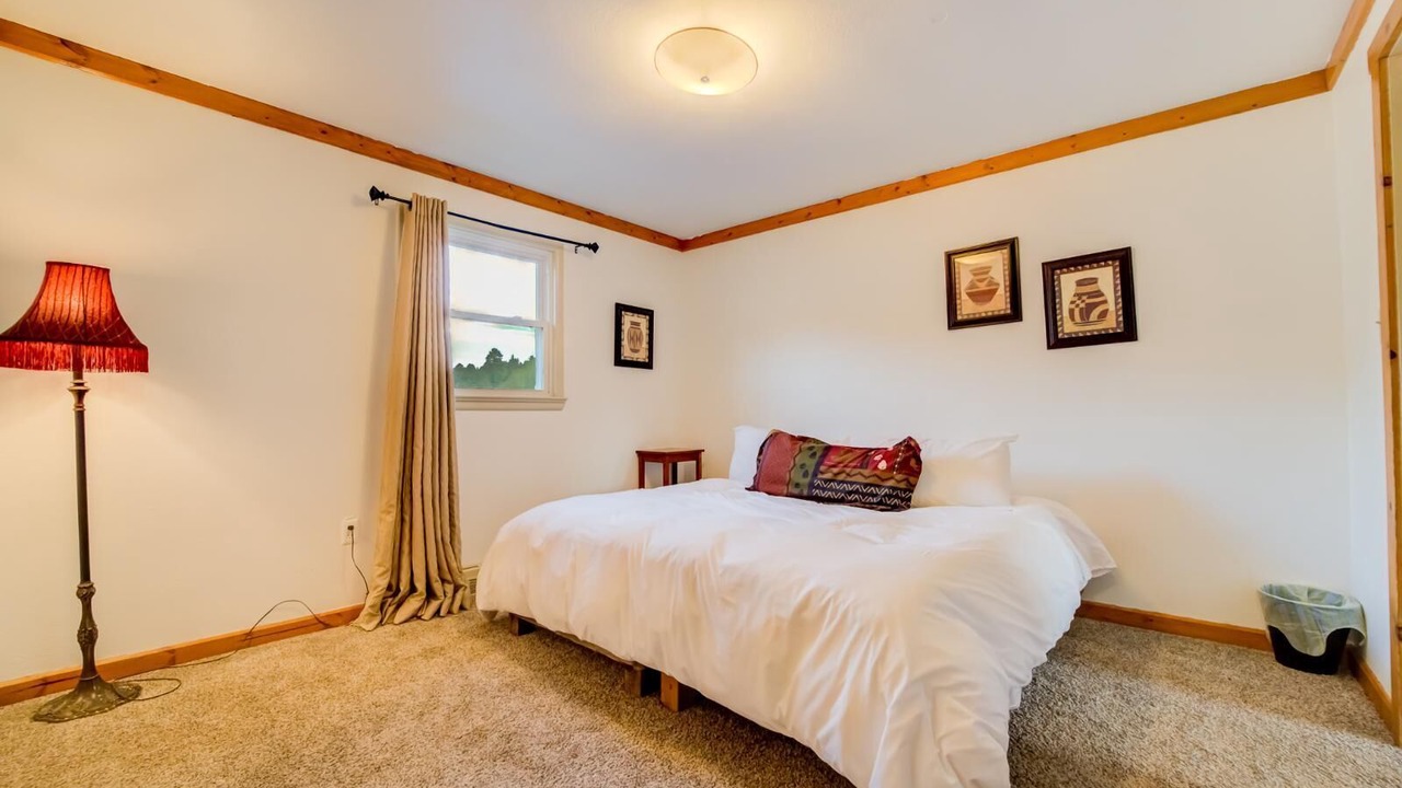 Photo of Bedroom in Cascade-Chipita Park
