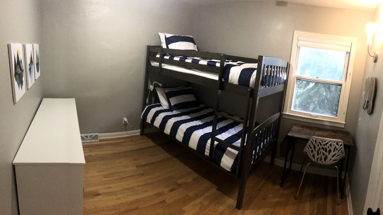 Photo of Bedroom in Golden