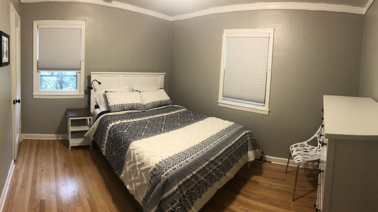 Photo of Bedroom in Golden