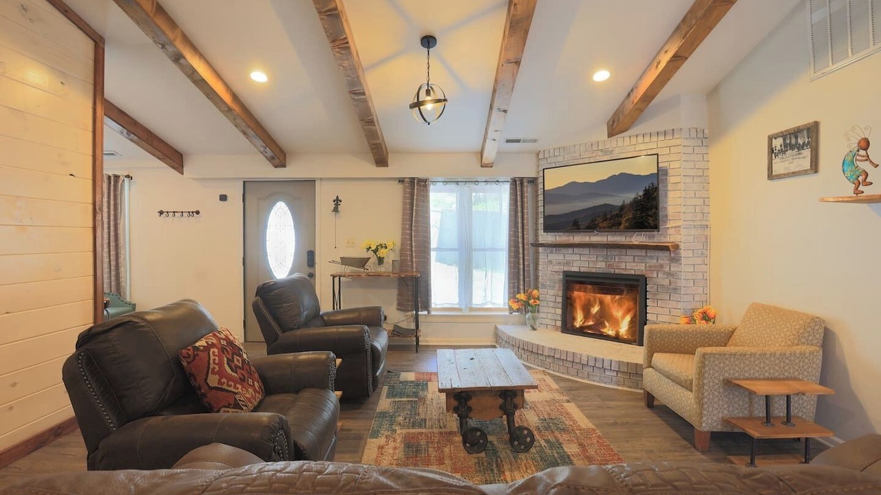 Photo of Livingroom in Gatlinburg