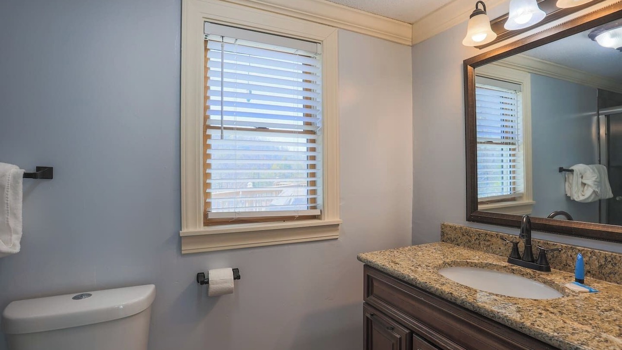 Photo of Bathroom in Gatlinburg
