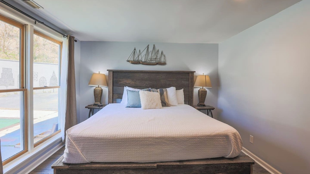 Photo of Bedroom in Gatlinburg