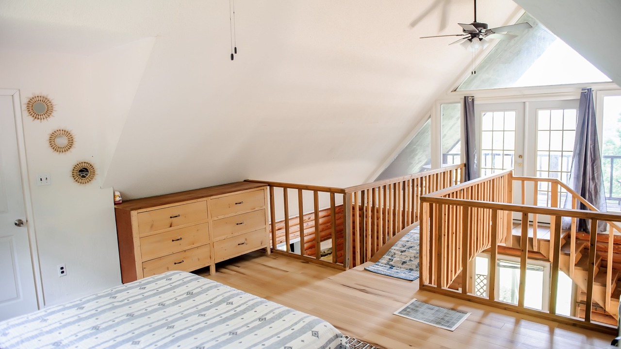 Photo of Bedroom in Helenwood