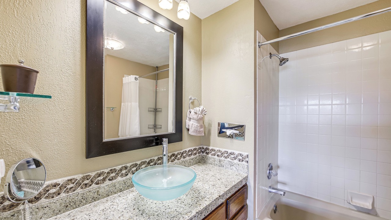 Photo of Bathroom in Silvercreek