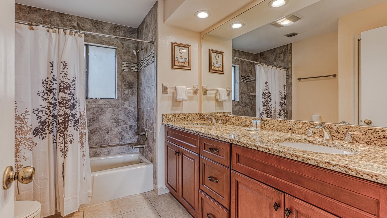 Photo of Bathroom in Miramar Beach