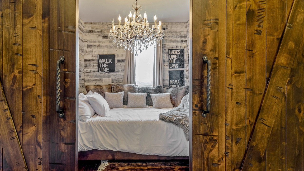 Photo of Bedroom in Katie Hill Neighborhood