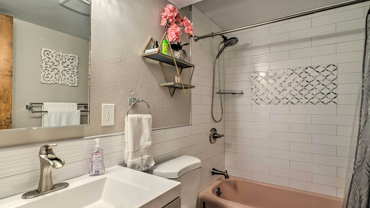 Photo of Bathroom in Skyway
