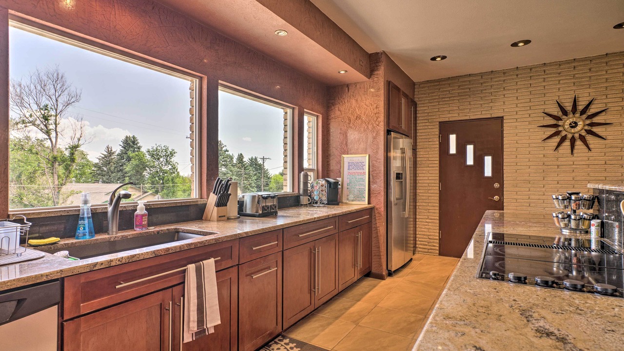 Photo of Kitchen in Skyway