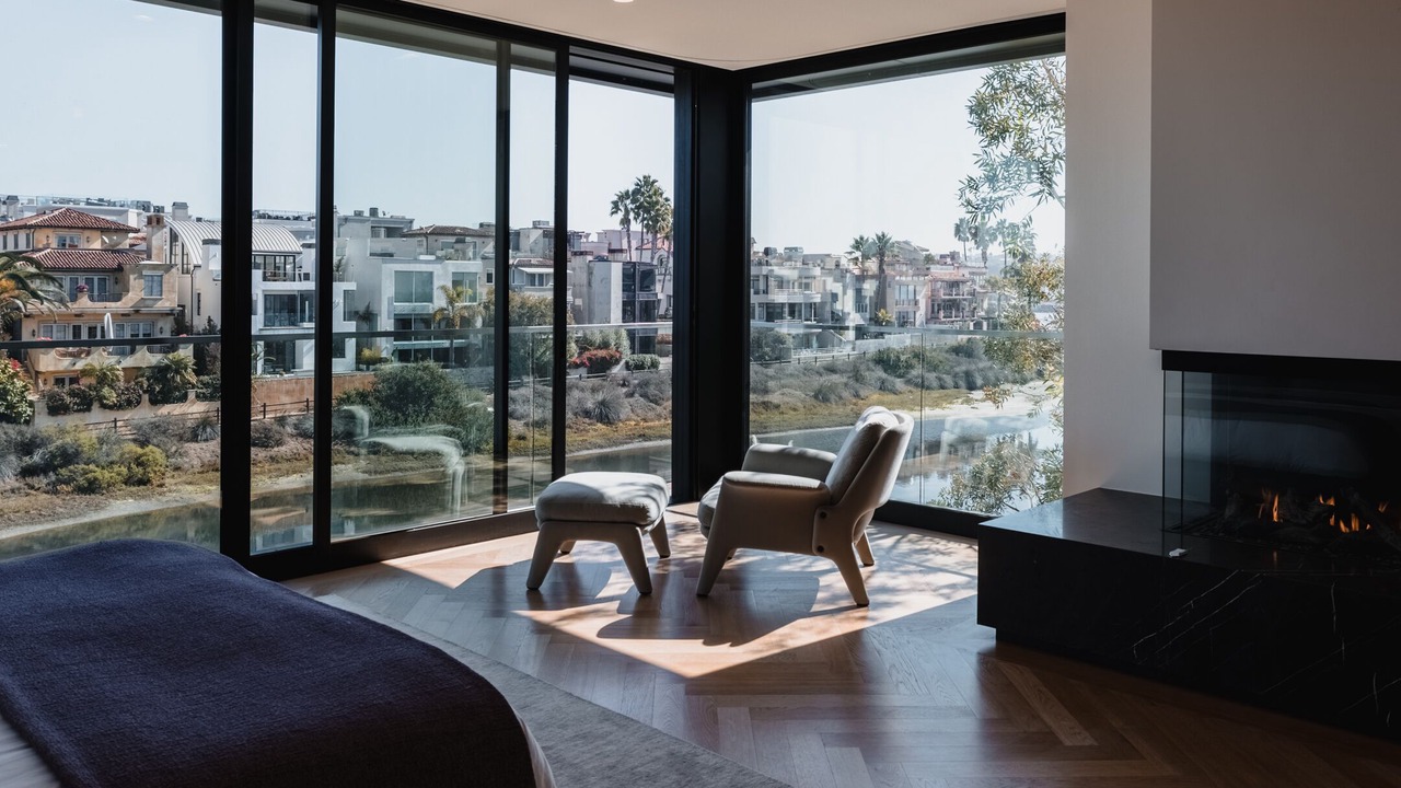 Photo of Bedroom in Marina Peninsula