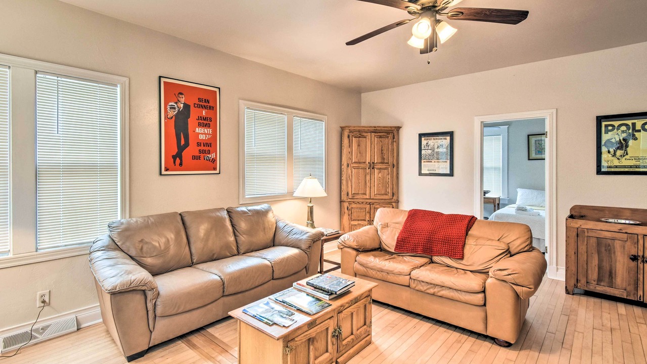 Photo of Livingroom in Elkhart Lake