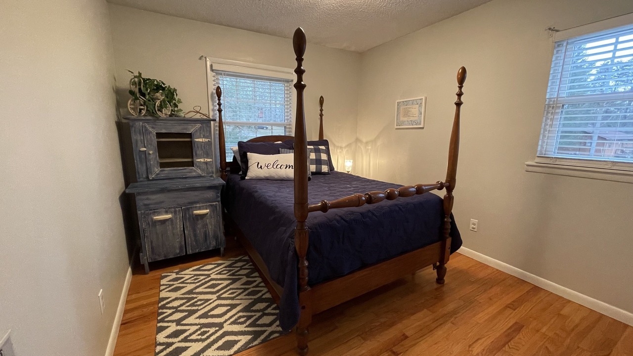Photo of Bedroom in Lupton City
