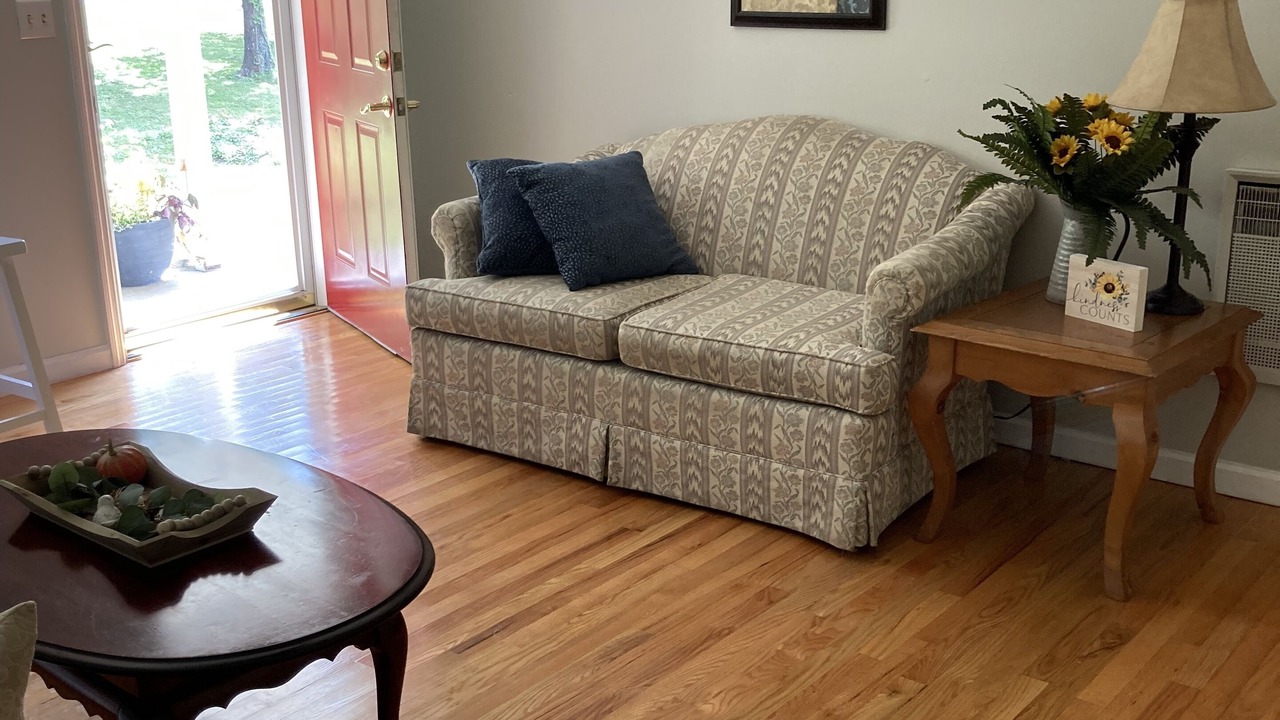 Photo of Livingroom in Lupton City
