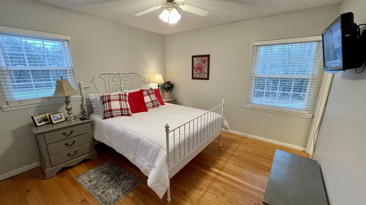 Photo of Bedroom in Lupton City
