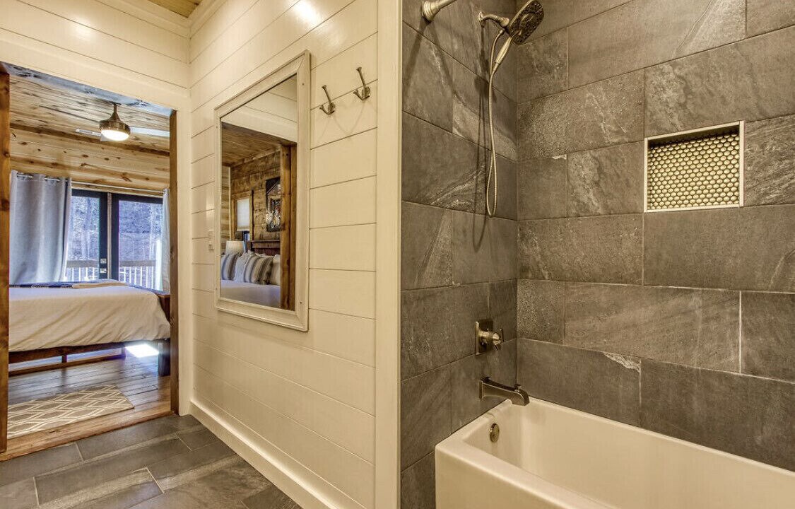 Photo of Bathroom in Chalet Village North