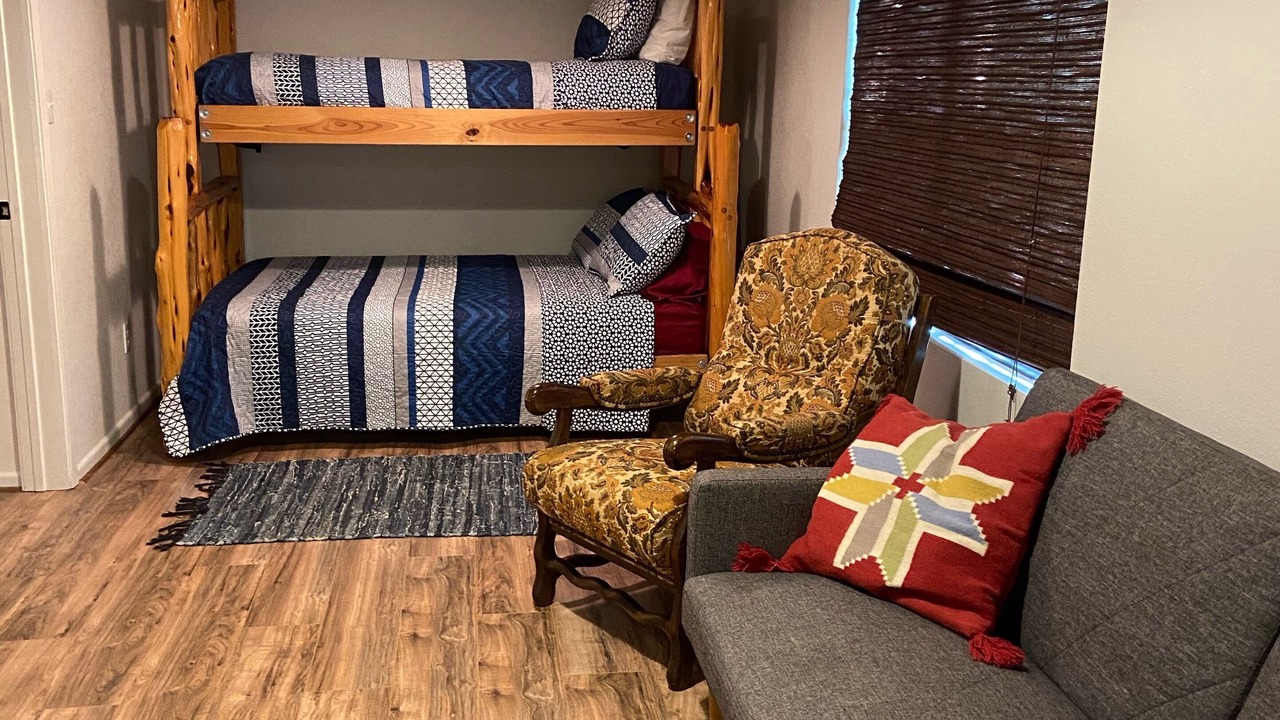 Photo of Bedroom in Leakey