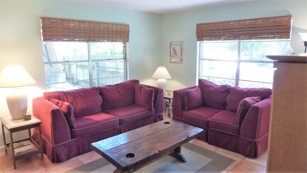 Photo of Livingroom in Jekyll Island