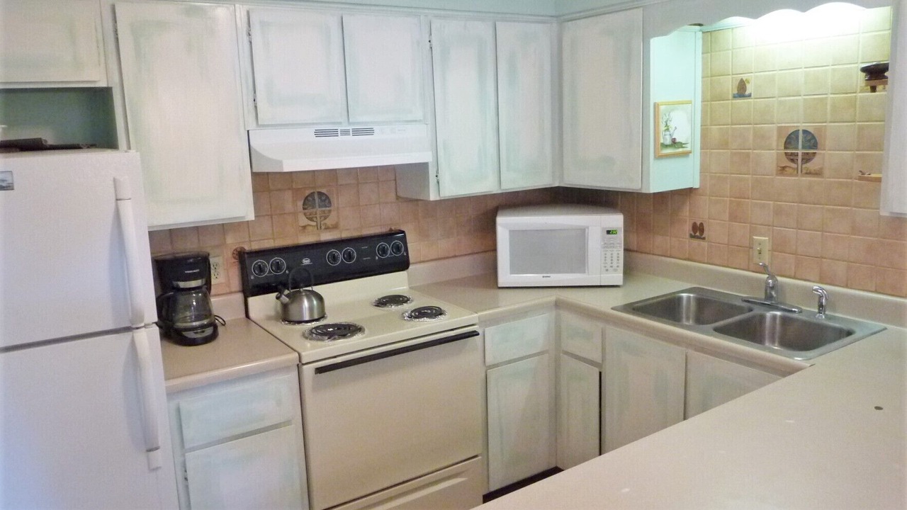 Photo of Kitchen in Jekyll Island