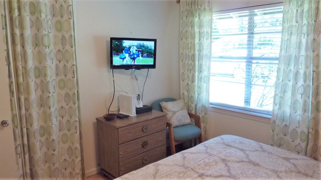 Photo of Bedroom in Jekyll Island