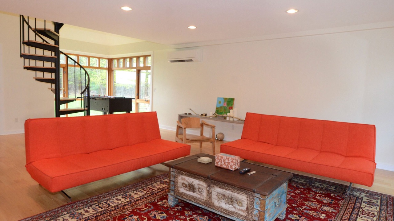 Photo of Bedroom in Saugerties