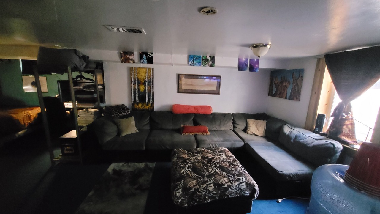 Photo of Livingroom in Englewood
