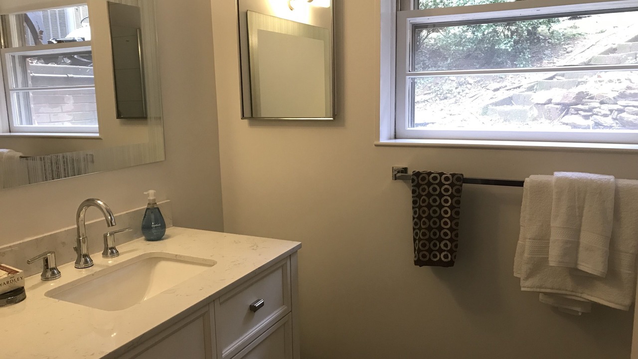 Photo of Bathroom in Batesville