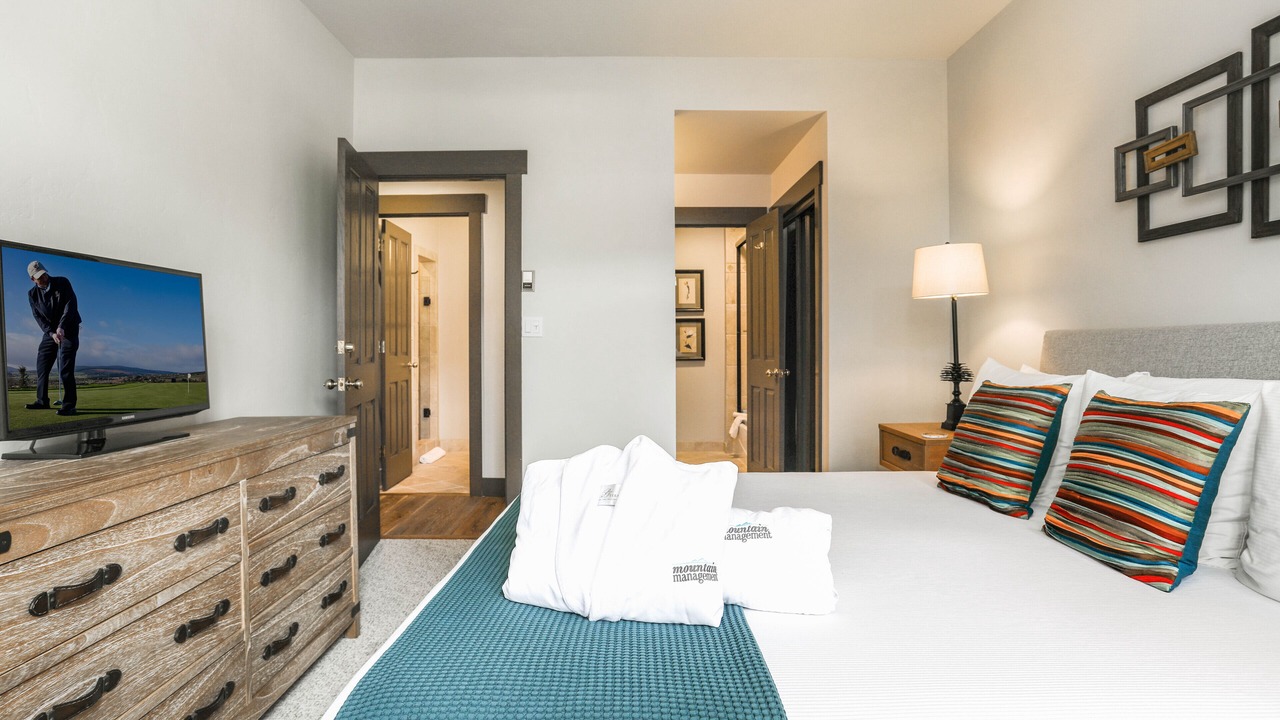 Photo of Bedroom in Highlands Townhomes