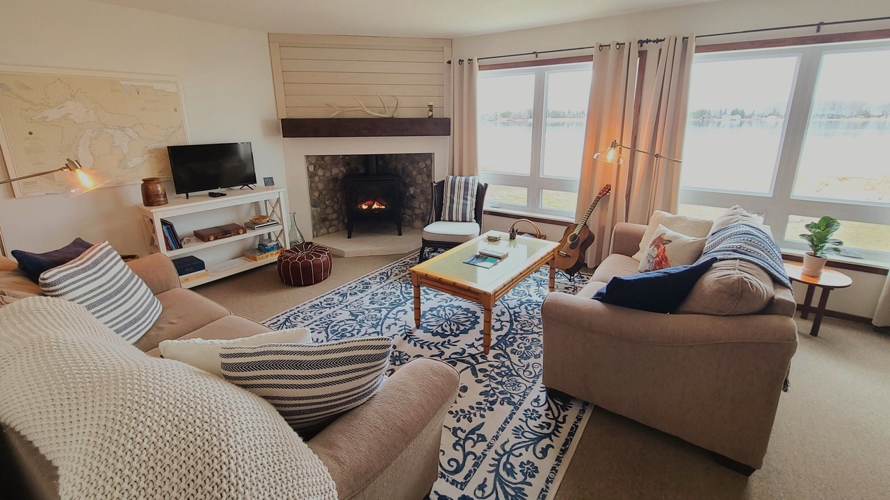 Photo of Livingroom in Grand Marais