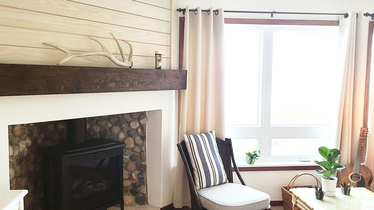 Photo of Livingroom in Grand Marais