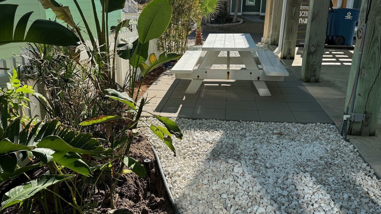 Photo of Patio Balcony in Sand Point