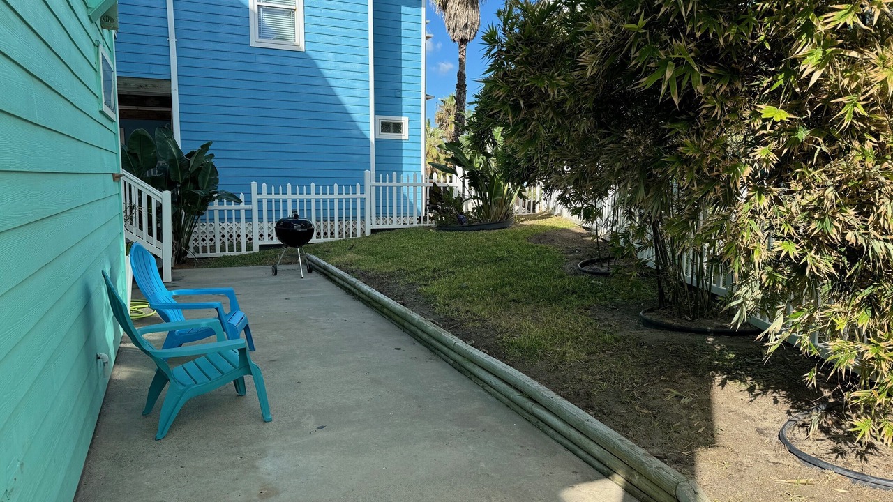Photo of Patio Balcony in Sand Point