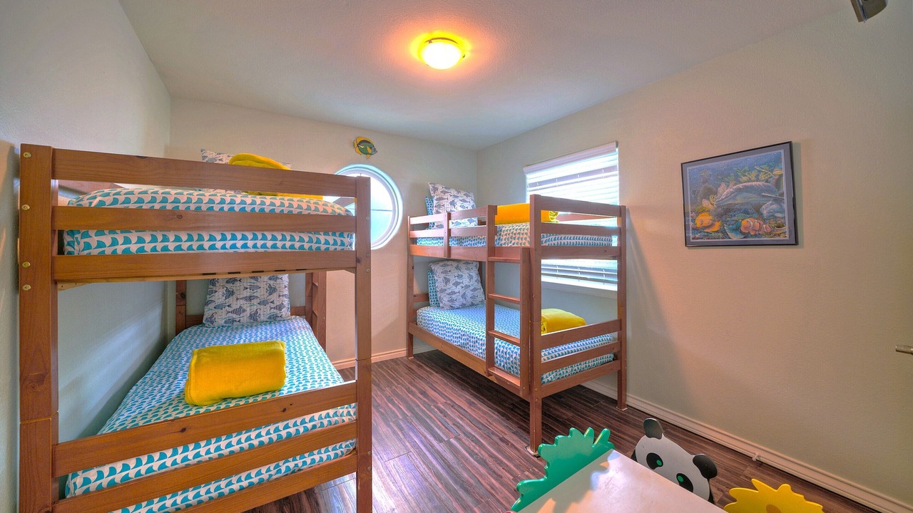 Photo of Bedroom in Sand Point