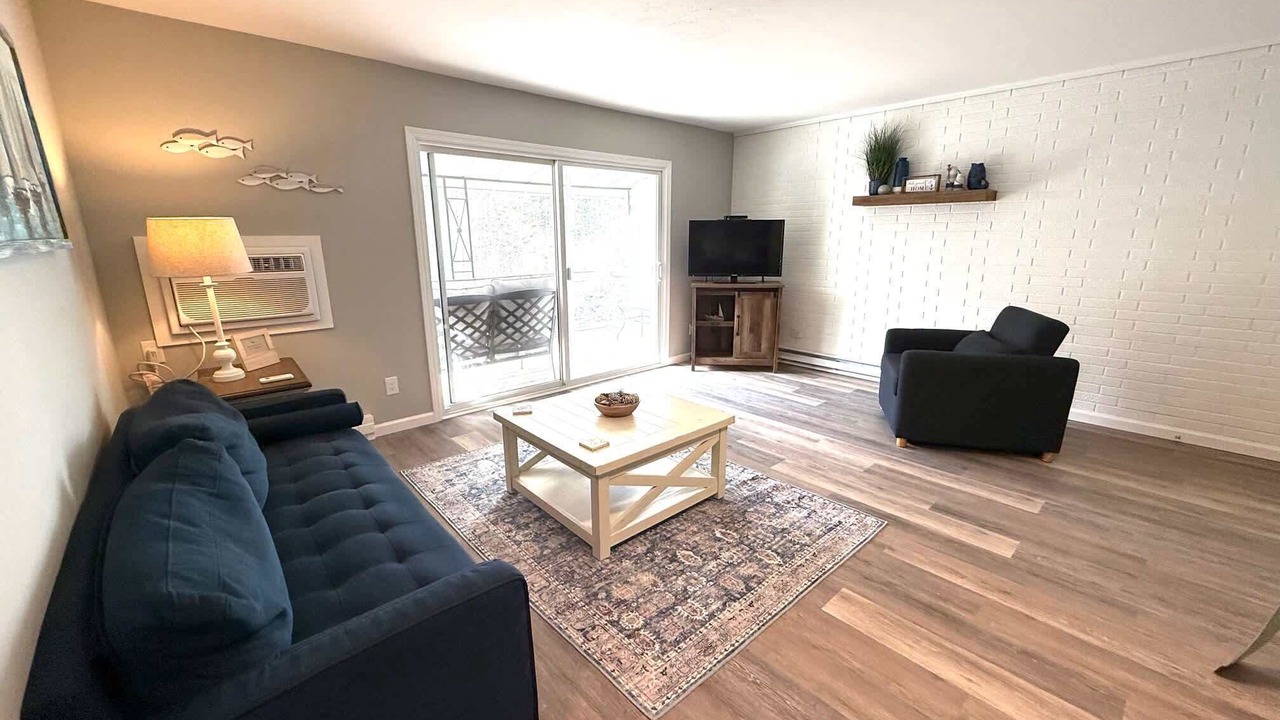 Photo of Livingroom in Bridgman