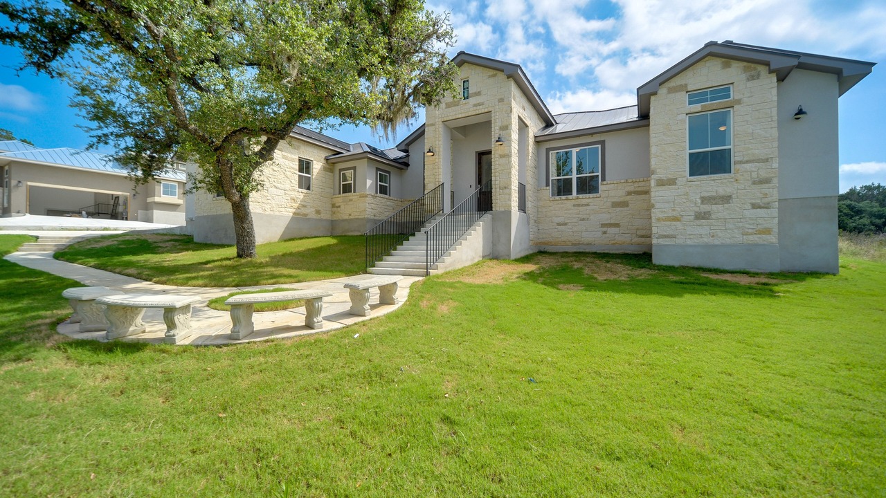 Photo of Outdoor in Spring Branch
