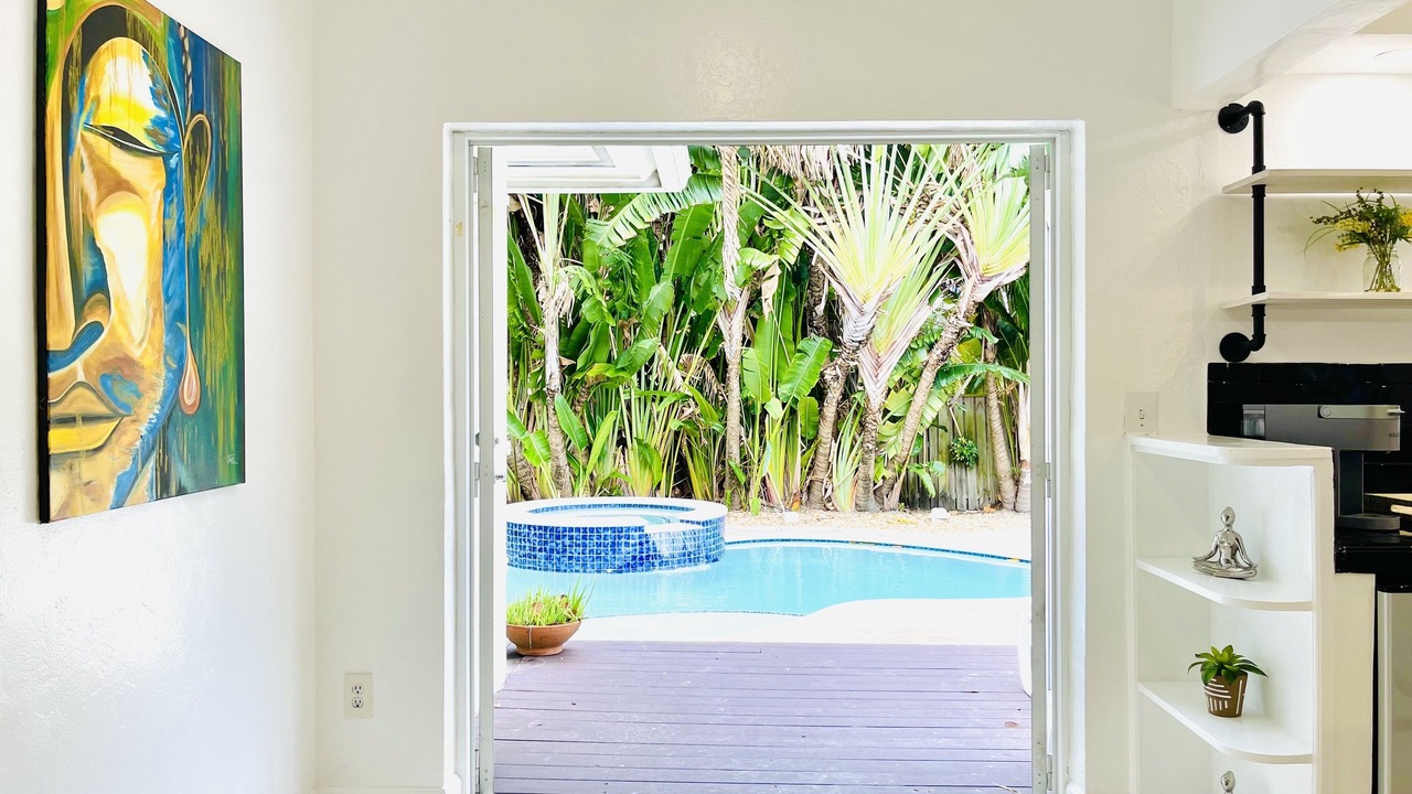 Photo of Outdoor in Dolphin Isles