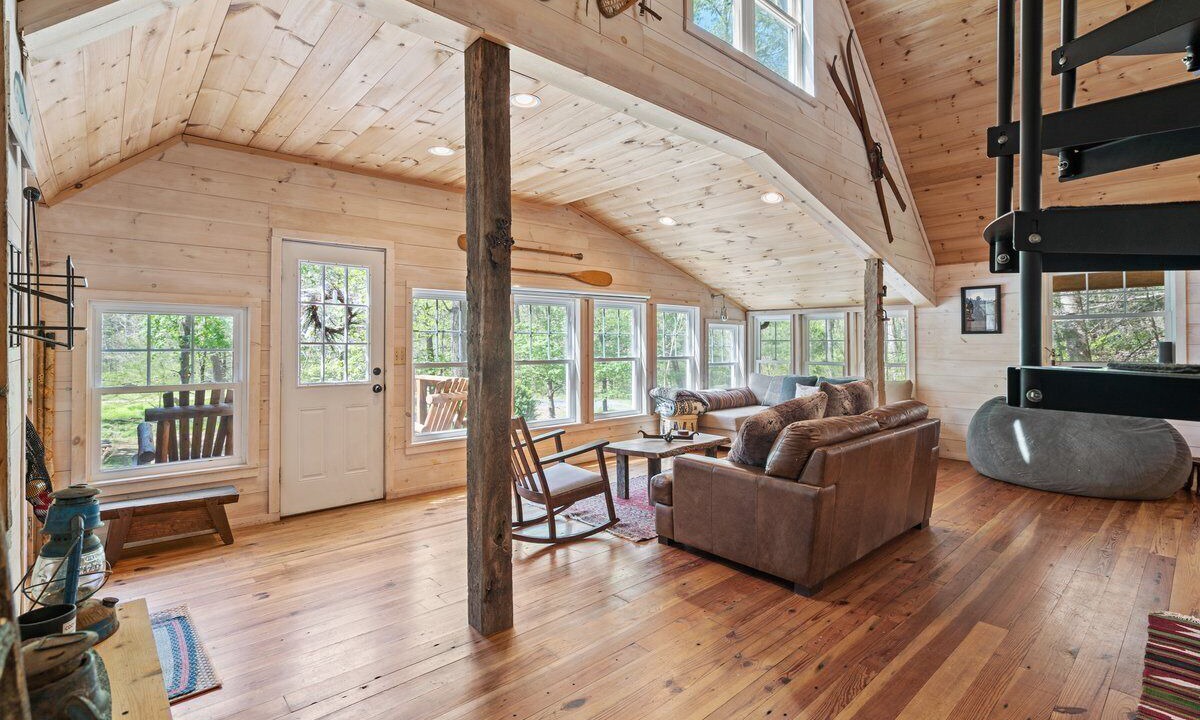 Photo of Livingroom in Elkton
