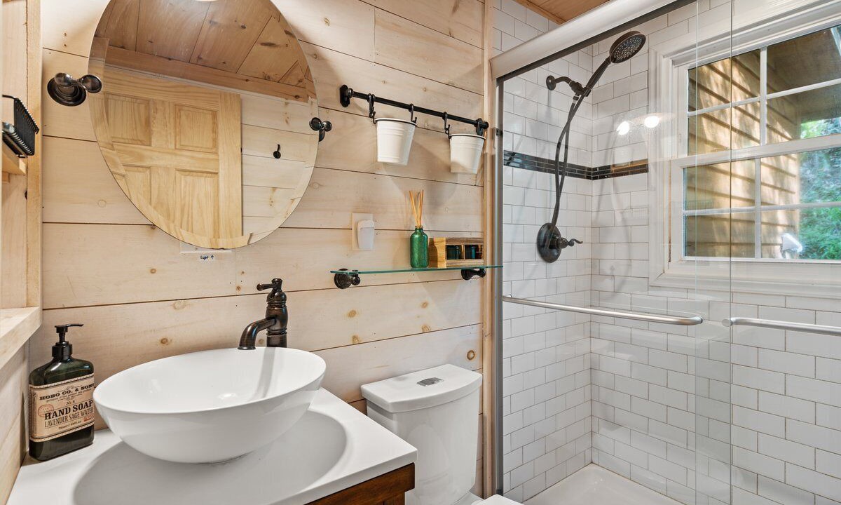 Photo of Bathroom in Elkton