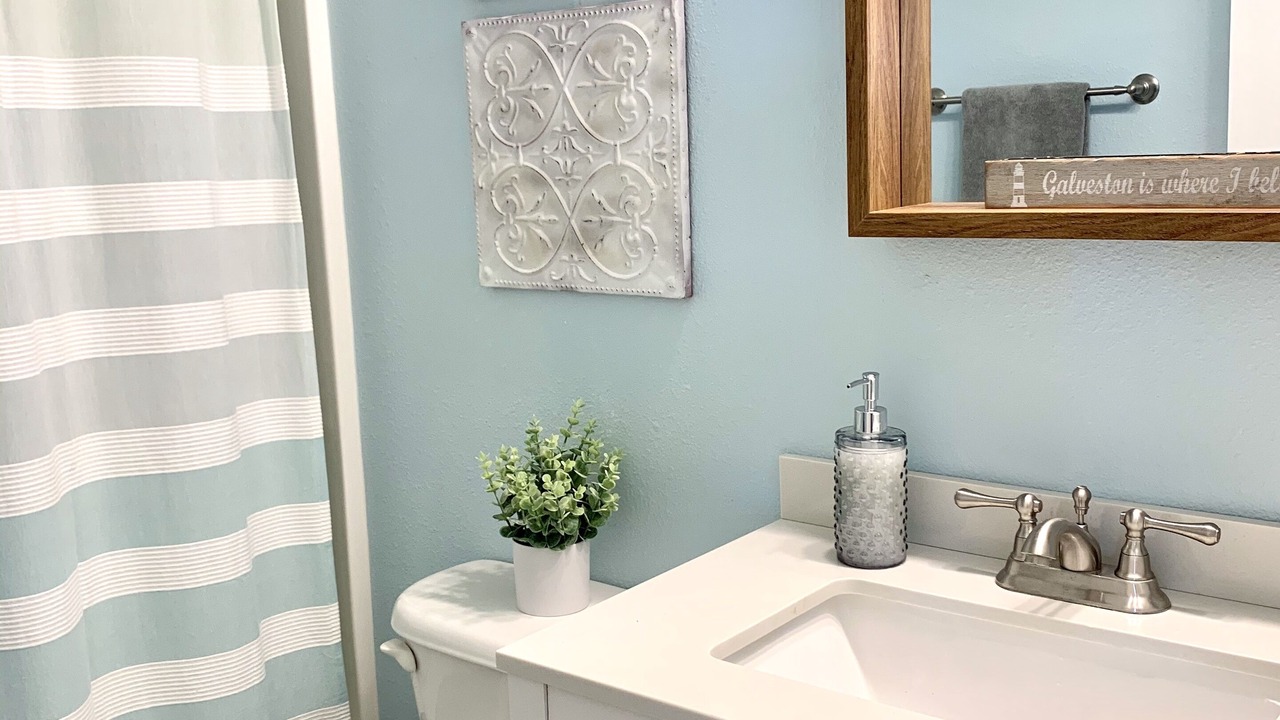 Photo of Bathroom in Pointe San Luis