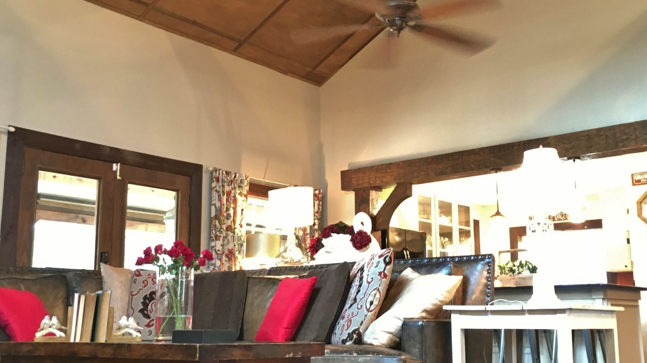 Photo of Livingroom in Tyler