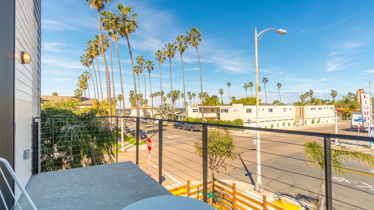 Photo of Patio Balcony in Ocean Beach