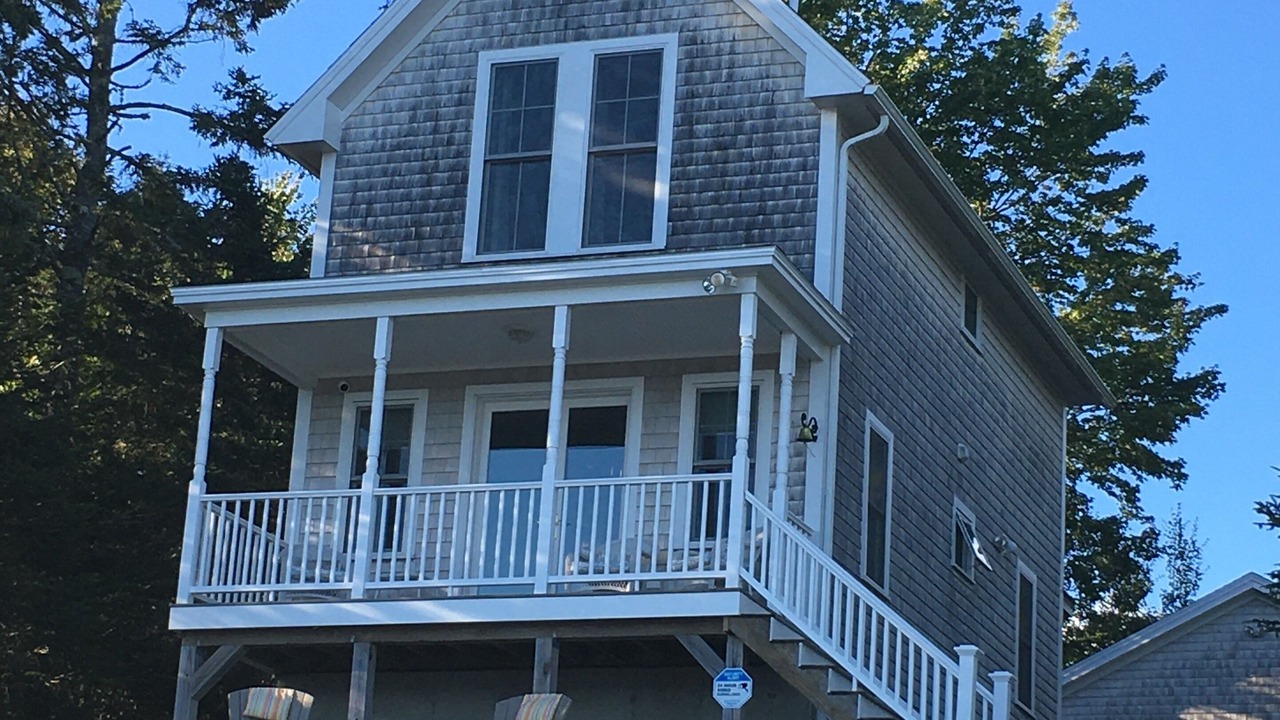 Photo of Others in Hancock