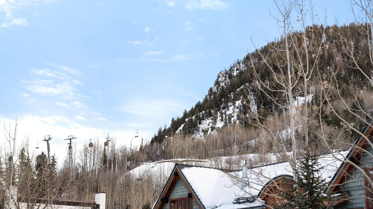Photo of Others in Aspen