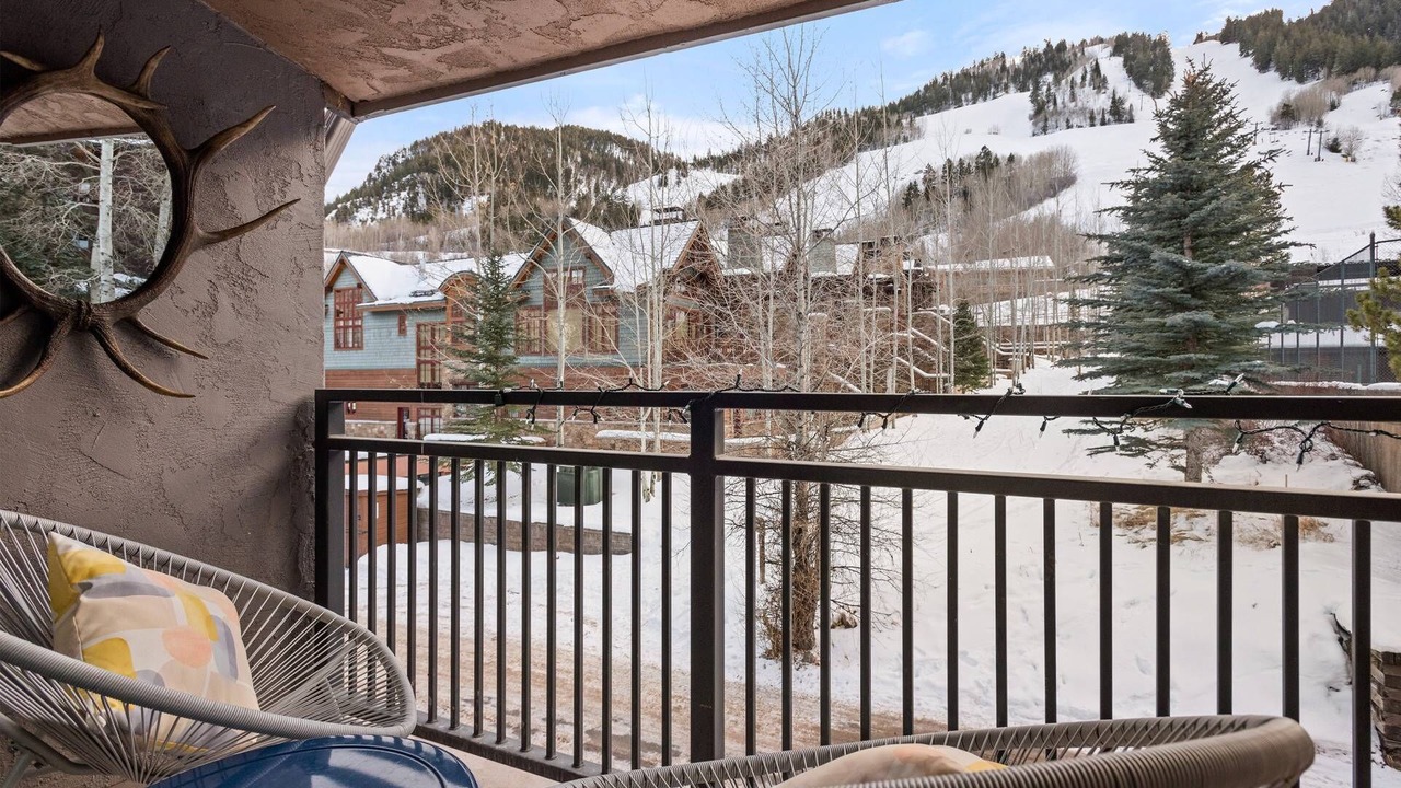 Photo of Patio Balcony in Aspen