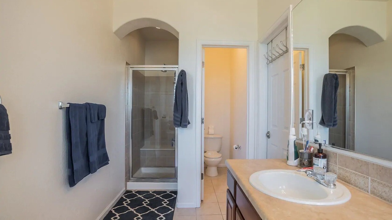 Photo of Bathroom in North Central Westminster