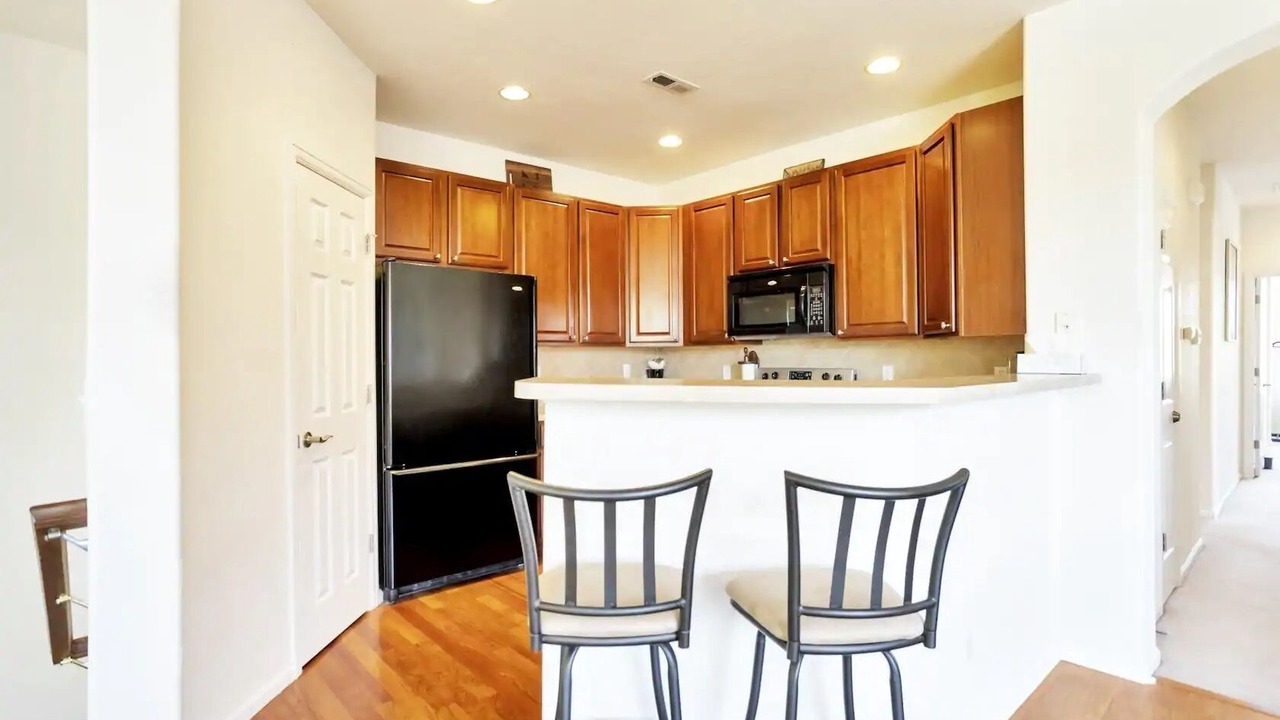 Photo of Kitchen in North Central Westminster