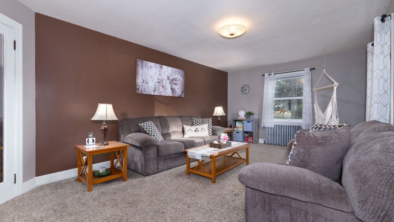 Photo of Bedroom in Reinholds