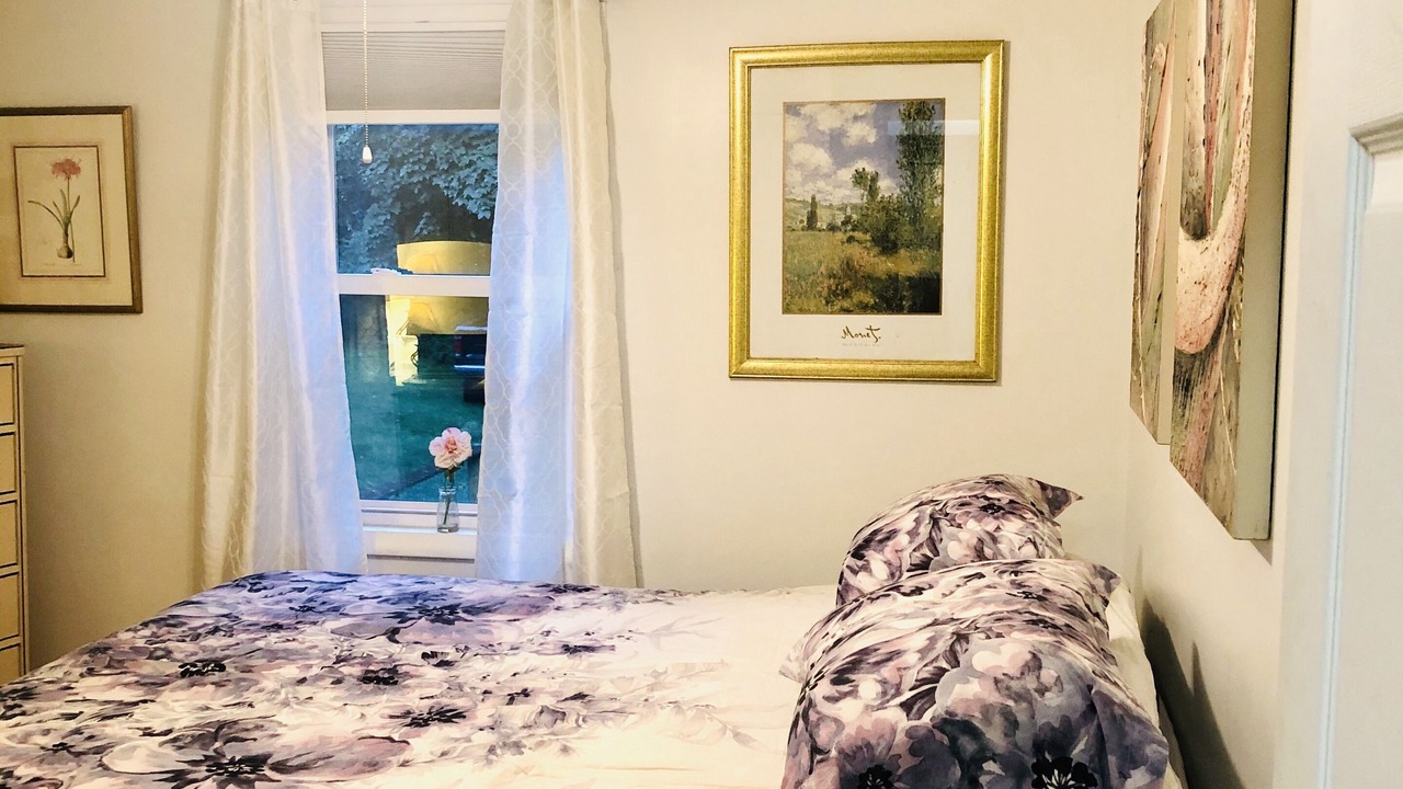 Photo of Bedroom in Wakefield-Peacedale