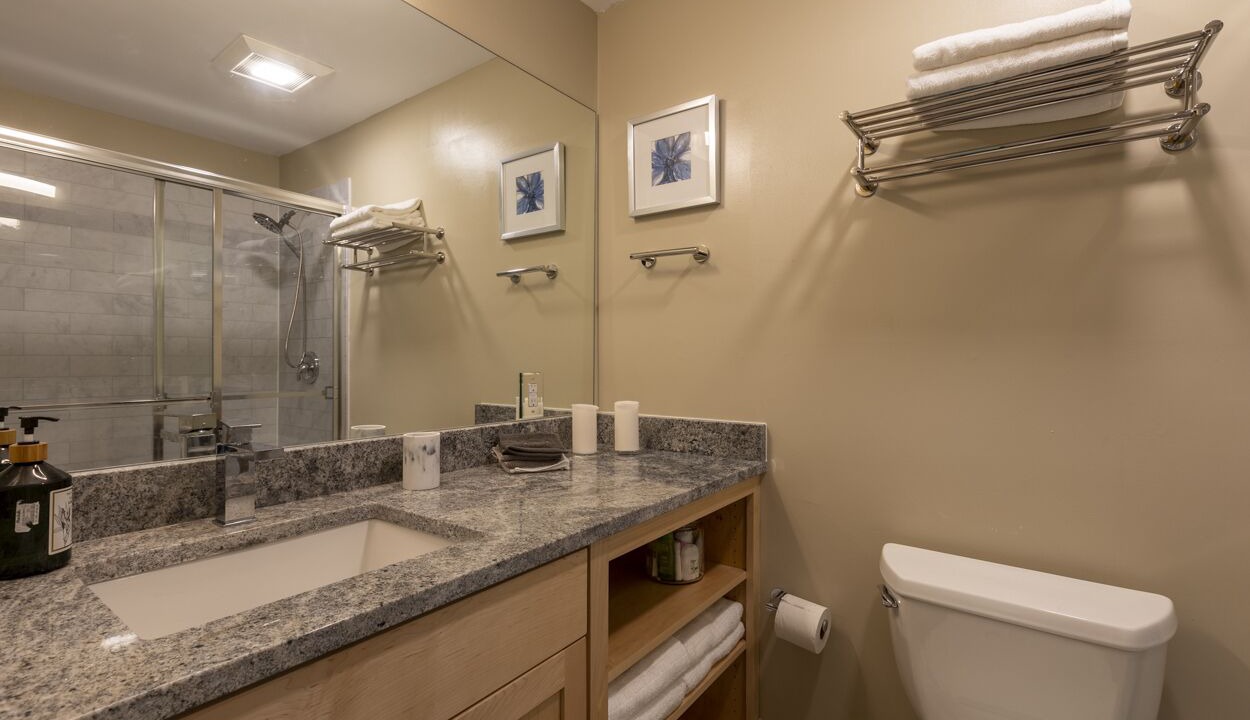 Photo of Bathroom in Wintergreen