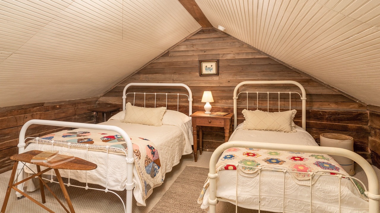 Photo of Bedroom in Bells