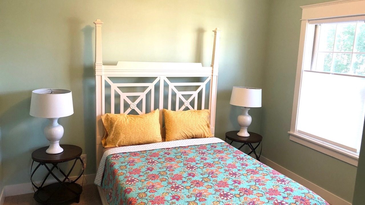 Photo of Bedroom in Miami Park